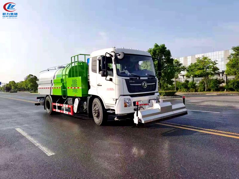 路面高壓沖洗養(yǎng)護(hù)車