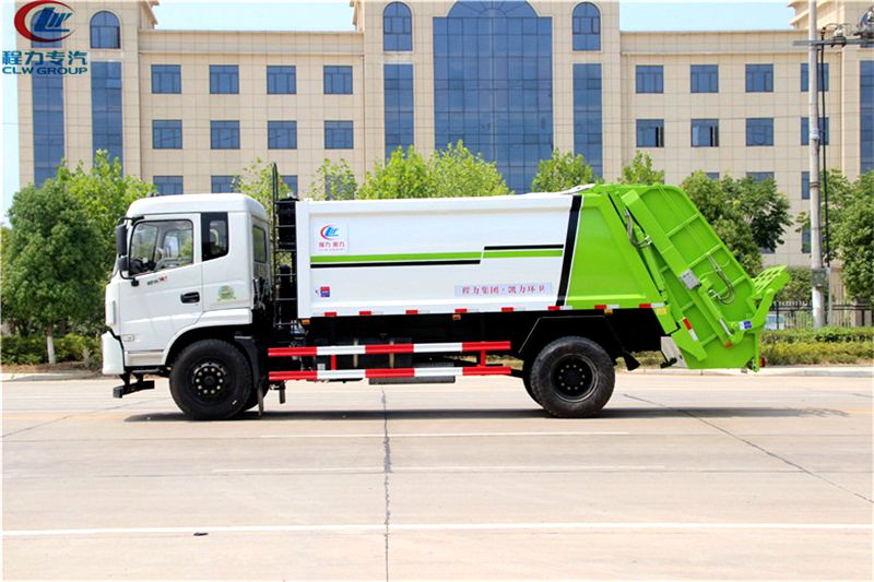 12方東風(fēng)專底壓縮垃圾車