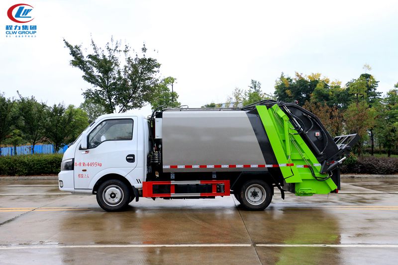 國(guó)六東風(fēng)途逸藍(lán)牌壓縮垃圾車(chē)